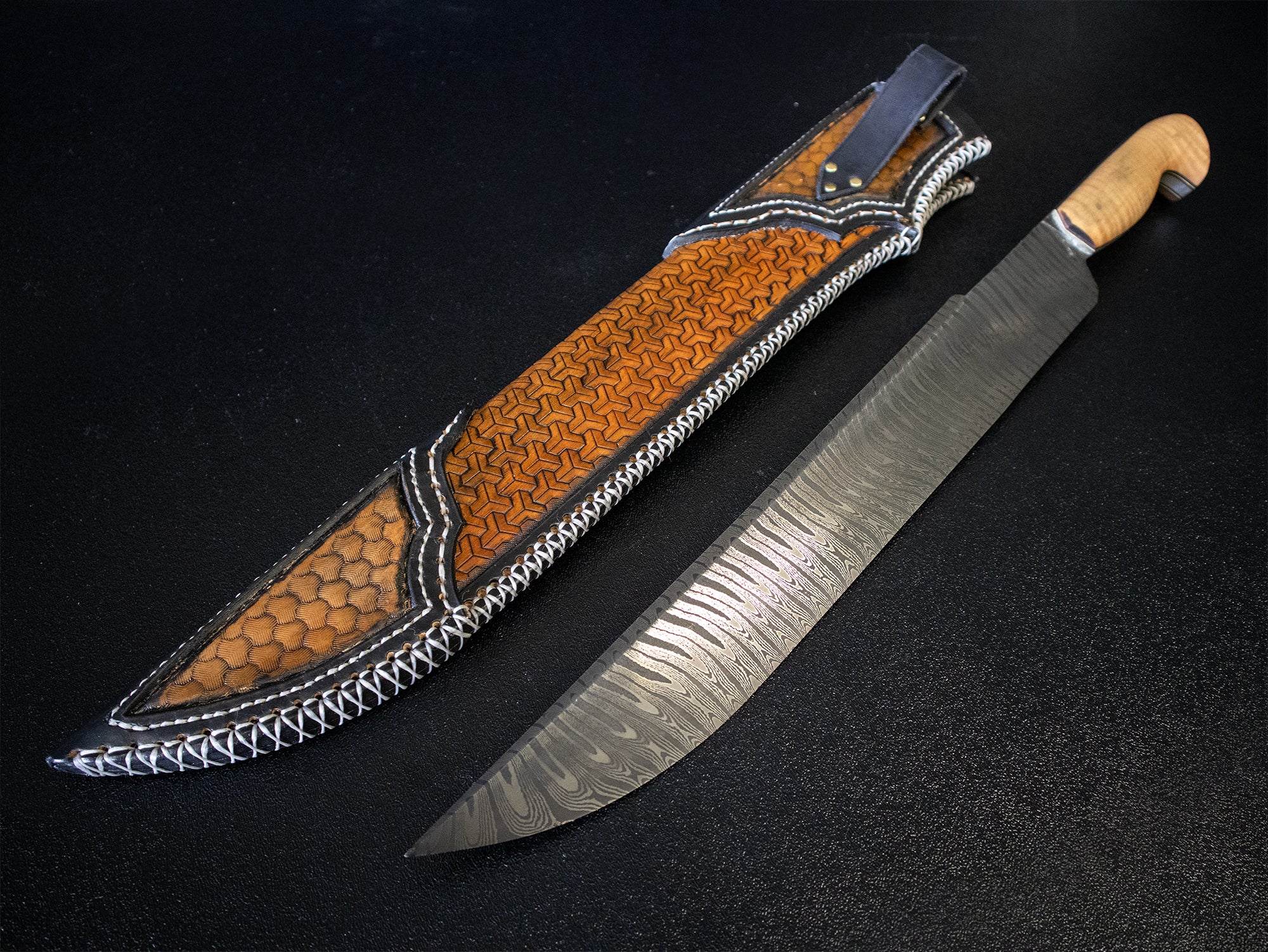Mosaic Damascus Bowie