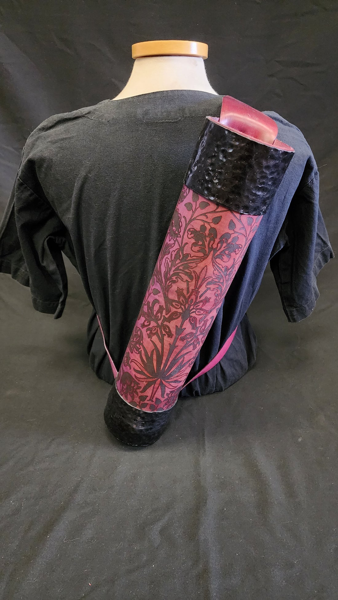 DAC Custom - Leather Back Quiver - Purple / Black - Floral