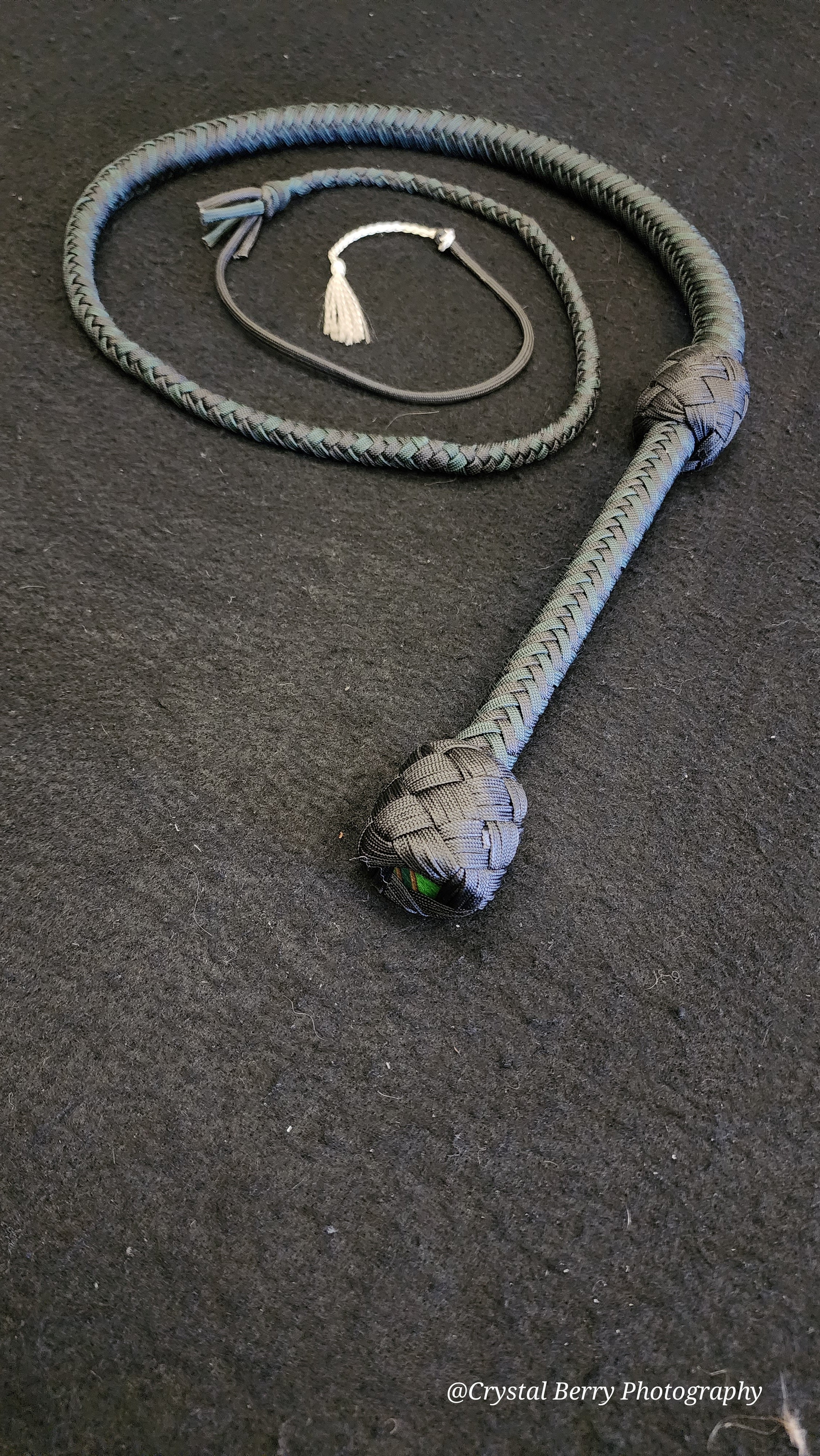 4 Foot Paracord Whip - Green / Black