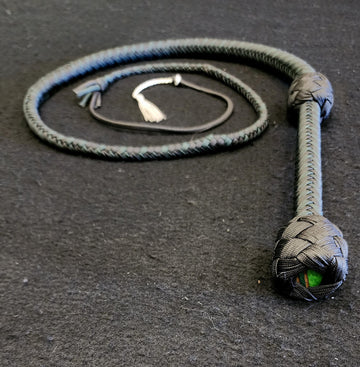 4 Foot Paracord Whip - Green / Black