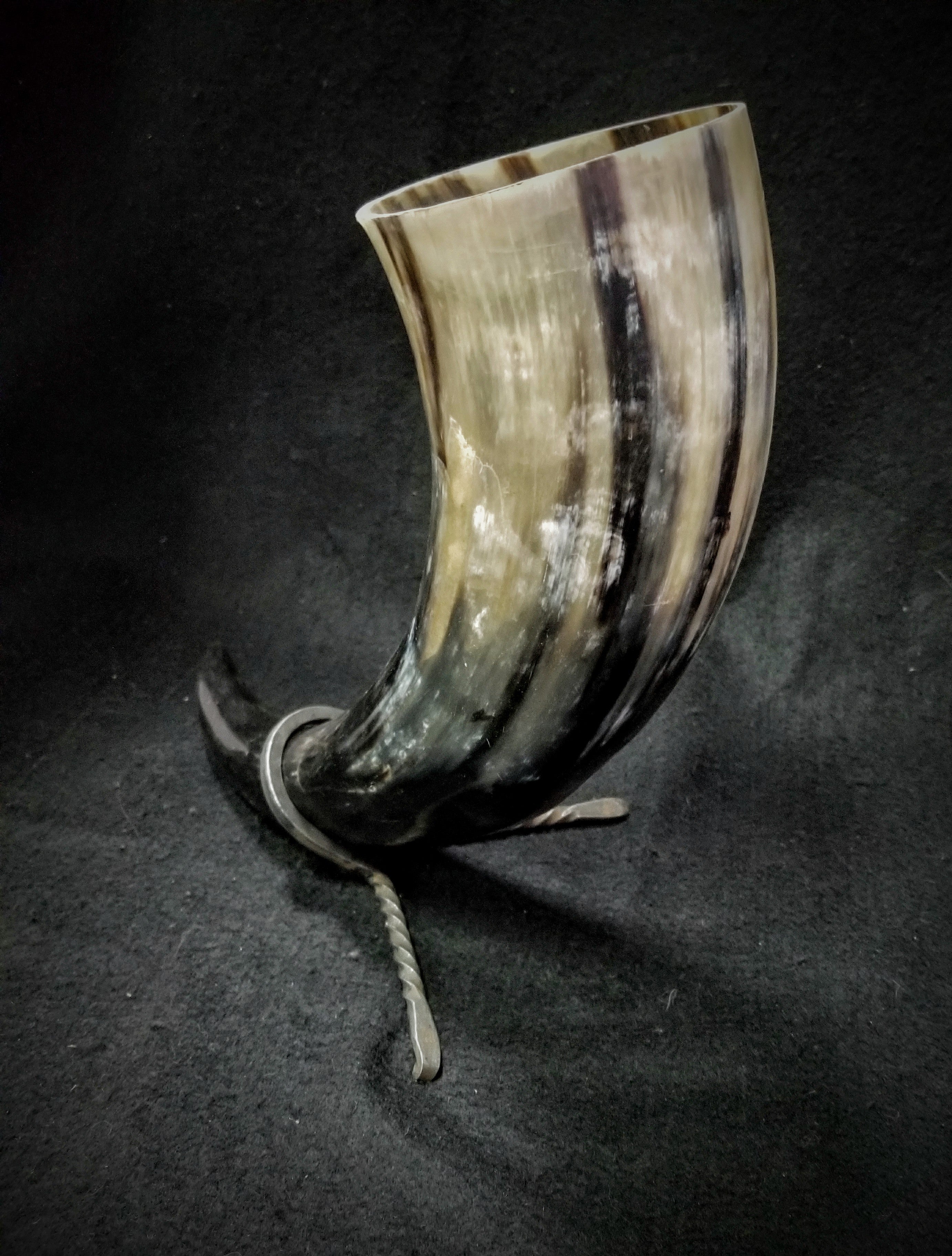 Mead Horn - Stand  - Simple