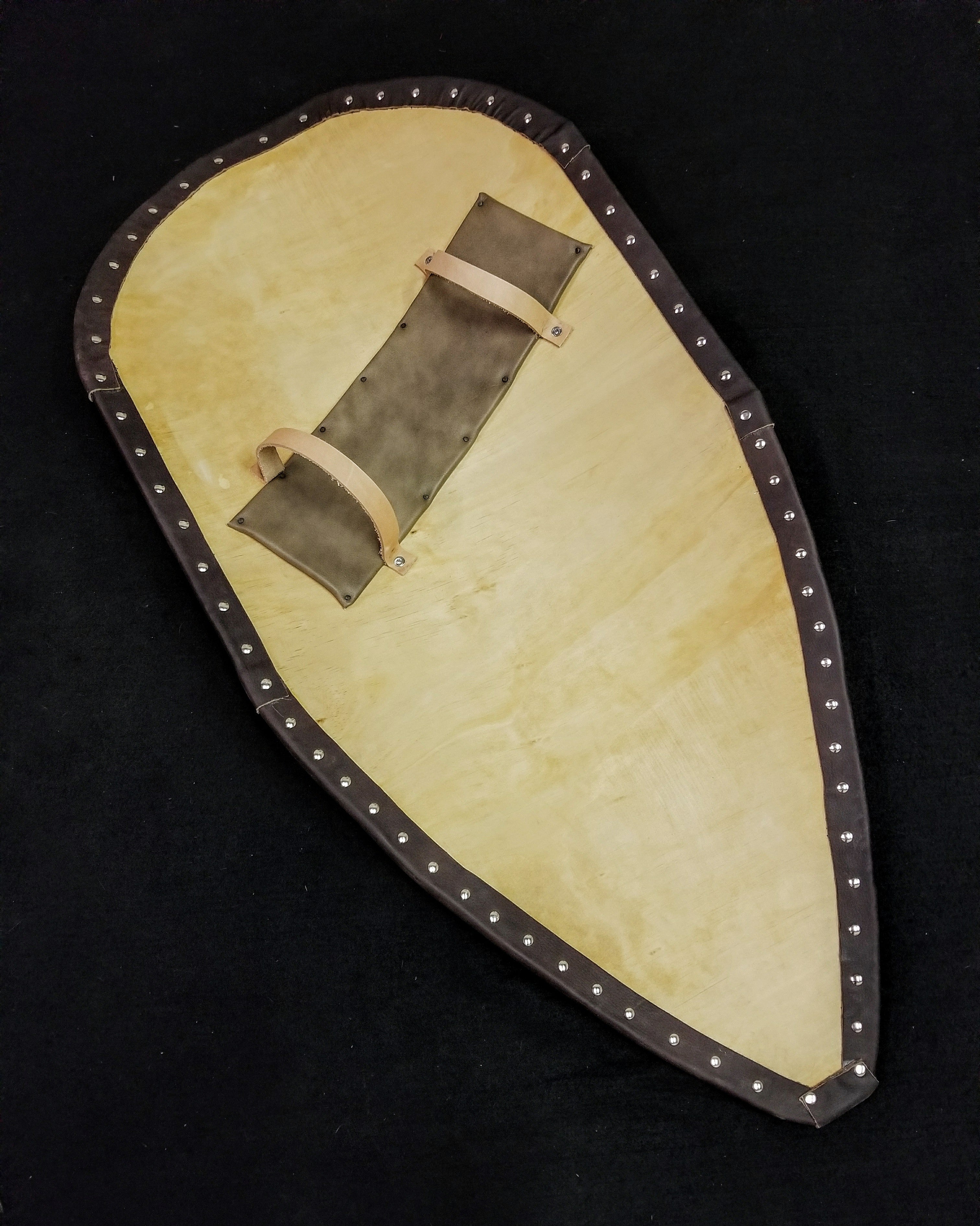 DAC Handmade - Norman Kite Shield - Stained