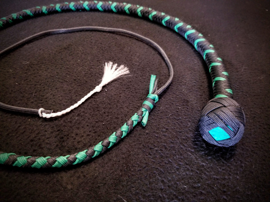 3 Foot Paracord Pocket Whip - Green / Black