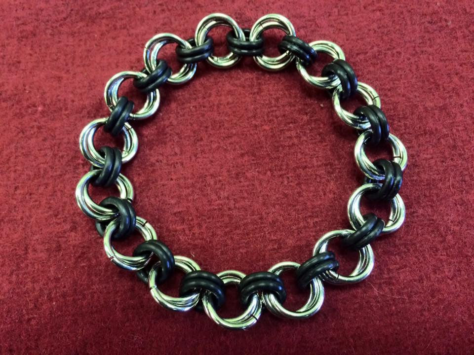 DAC Handmade - Bracelet - Stretchy - Celtic Spiral
