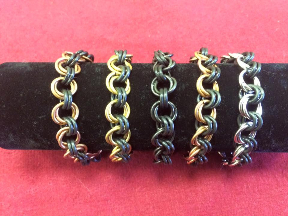 DAC Handmade - Bracelet - Stretchy - Celtic Spiral